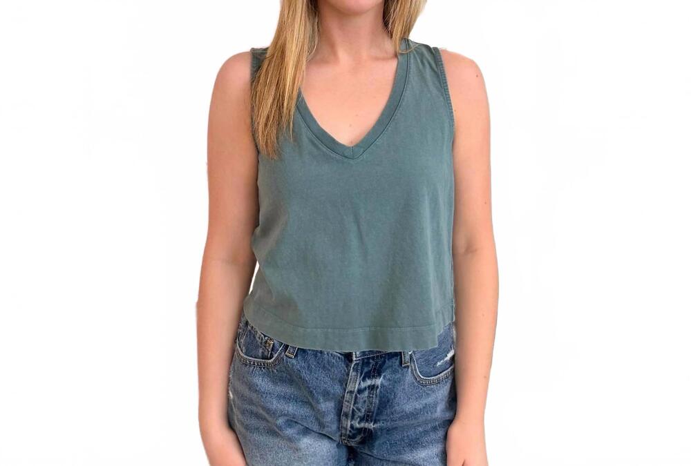 NEW Z SUPPLY sloane v-neck top in emerald cove